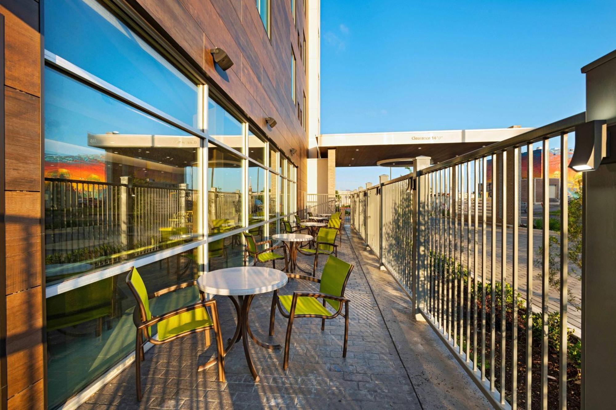 Springhill Suites Waco Exterior foto